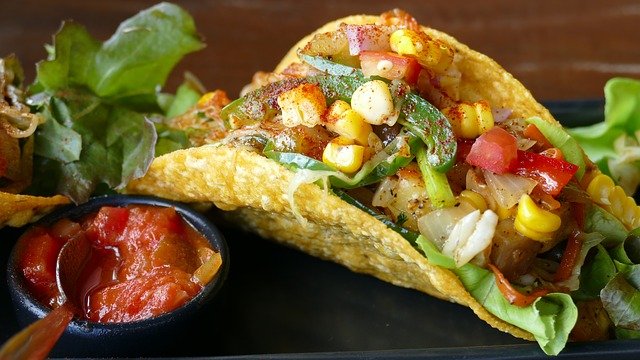 This image has an empty alt attribute; its file name is tacos-1613795_640-1.jpg